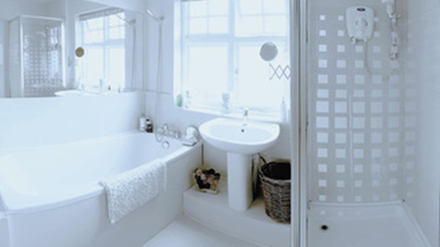 Nettoyer la salle de bain : 6 astuces pour la désinfecter efficacement