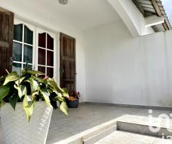 Maison / Villa Plus de 5 pièces  200 m ...