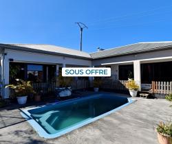 Maison / Villa 5 pièce(s)  203 m2