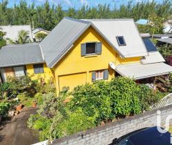 Maison / Villa Plus de 5 pièces  140 m ...