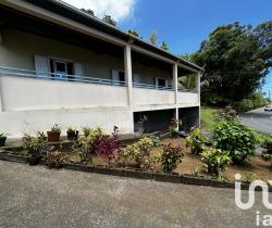 Maison / Villa 4 pièce(s)  80 m2