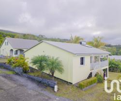 Maison / Villa 4 pièce(s)  102 m2