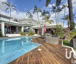 Maison / Villa Plus de 5 pièces  Saint Gilles Les Bains