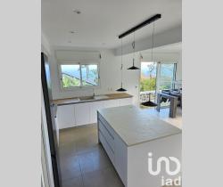 Maison / Villa 4 pi&egrave;ce(s)  97 m2