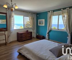 Maison / Villa 4 pi&egrave;ce(s)  160 m2