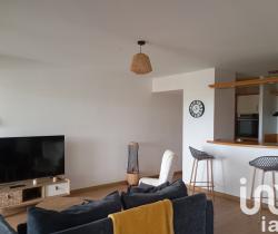 Appartement 4 pièce(s)  Saint Gilles Les Bains