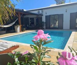 Maison / Villa 4 pièce(s)  136 m2