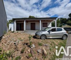Maison / Villa 4 pièce(s)  Sainte Clotilde