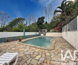 Appartement 5 pièce(s)  Sainte Marie 