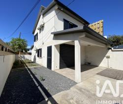 Maison / Villa 5 pièce(s)  Saint Louis 