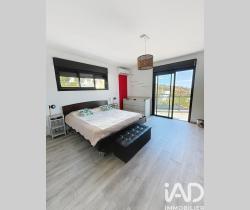 Maison / Villa 4 pièce(s)  128 m2