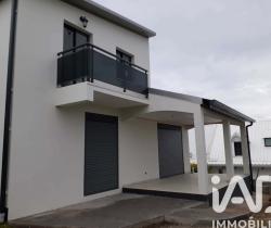 Maison / Villa 4 pièce(s)  Le Tampon 