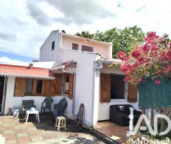 Maison / Villa 5 pièce(s)  Saint Pierre 