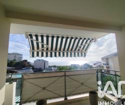 Appartement 3 pièce(s)  Saint Gilles Les Bains