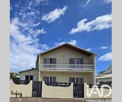 Maison / Villa 4 pièce(s)  Saint Joseph 