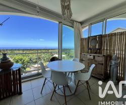 Maison / Villa 3 pi&egrave;ce(s)  104 m2