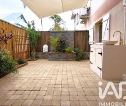 Appartement 3 pièce(s)  Saint Gilles Les Bains