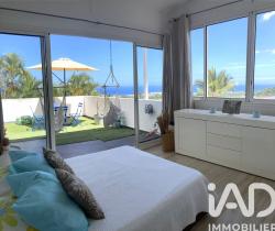 Maison / Villa 5 pi&egrave;ce(s)  183 m2