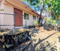 Maison / Villa 2 pi&egrave;ce(s)  100 m2