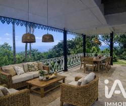 Maison / Villa 5 pi&egrave;ce(s)  90 m2