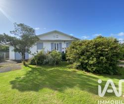 Maison / Villa 5 pi&egrave;ce(s)  162 m2