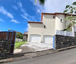 Maison / Villa Plus de 5 pi&egrave;ces  241 m ...