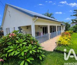 Maison / Villa 5 pi&egrave;ce(s)  125 m2