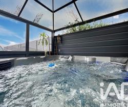 Maison / Villa 5 pi&egrave;ce(s)  119 m2