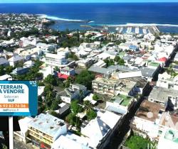 Terrain  Saint Pierre 