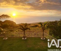 Maison / Villa 5 pi&egrave;ce(s)  161 m2