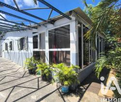 Maison / Villa 5 pi&egrave;ce(s)  90 m2