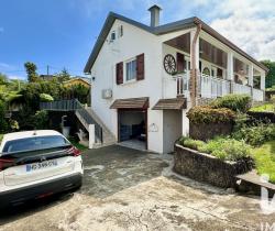 Maison / Villa 4 pi&egrave;ce(s)  134 m2