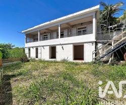 Maison / Villa Plus de 5 pièces  Saint Denis 