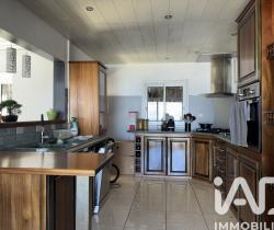 Maison / Villa 5 pi&egrave;ce(s)  150 m2