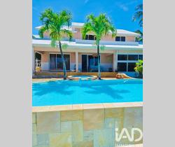 Maison / Villa 5 pi&egrave;ce(s)  137 m2