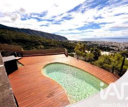 Maison / Villa 5 pi&egrave;ce(s)  149 m2