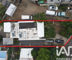 Maison / Villa 2 pi&egrave;ce(s)  90 m2