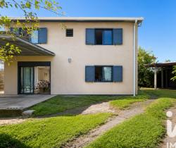 Maison / Villa 5 pi&egrave;ce(s)  133 m2