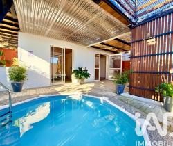 Maison / Villa Plus de 5 pi&egrave;ces  140 m ...