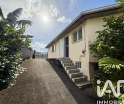 Maison / Villa 4 pi&egrave;ce(s)  106 m2