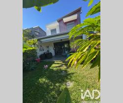 Maison / Villa 4 pi&egrave;ce(s)  98 m2