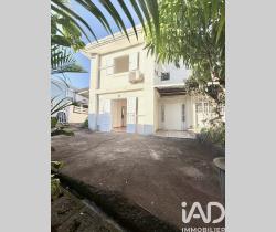Maison / Villa 4 pi&egrave;ce(s)  106 m2