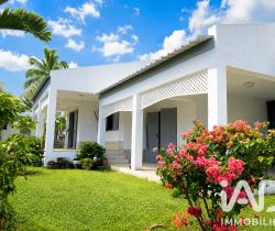 Maison / Villa 5 pi&egrave;ce(s)  130 m2