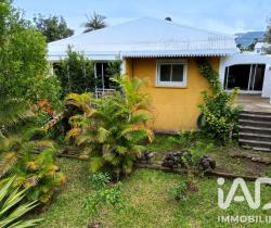 Maison / Villa 4 pi&egrave;ce(s)  143 m2