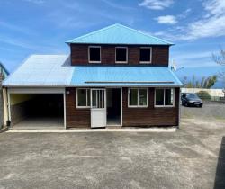 Maison / Villa Plus de 5 pièces  Les Lianes