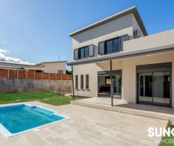 Maison / Villa 4 pièce(s)  88 m2