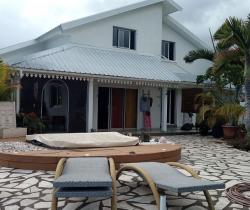 Maison / Villa 4 pièce(s)  212 m2