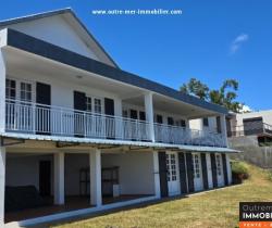 Maison / Villa  290 m2