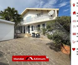 Maison / Villa 5 pièce(s)  180 m2