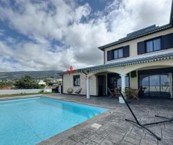 Maison / Villa 5 pièce(s)  155 m2